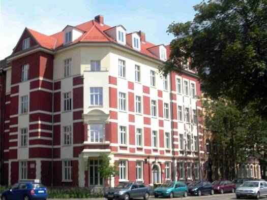 Wohnung zur Miete 565 € 2 Zimmer 56 m² 4. Geschoss frei ab 01.10.2025 Stauffenbergallee 46 Altstadt Erfurt 99085