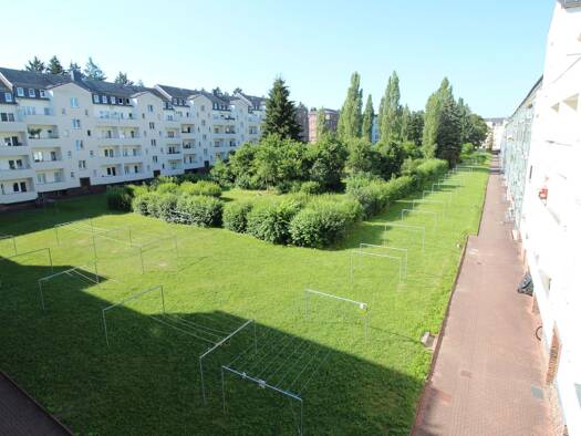 Wohnung zur Miete 468 € 3 Zimmer 80 m² frei ab sofort Bernsdorf Chemnitz 09126