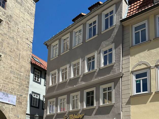 Wohn- und Geschäftshaus zum Kauf als Kapitalanlage geeignet 2.100.000 € 700 m² 258 m² Grundstück Coburg Coburg 96450