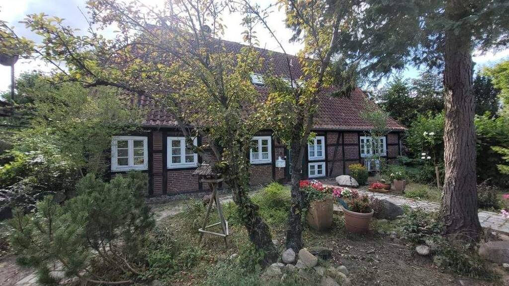 Haus zum Kauf 350.000 € 6 Zimmer 185 m² 1.094 m² Grundstück Barendorf 21397