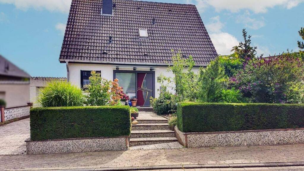 Sonstiges zum Kauf als Kapitalanlage geeignet 320.000 € 5 Zimmer 150 m² 600,1 m² Grundstück Frangenheim Vettweiß 52391