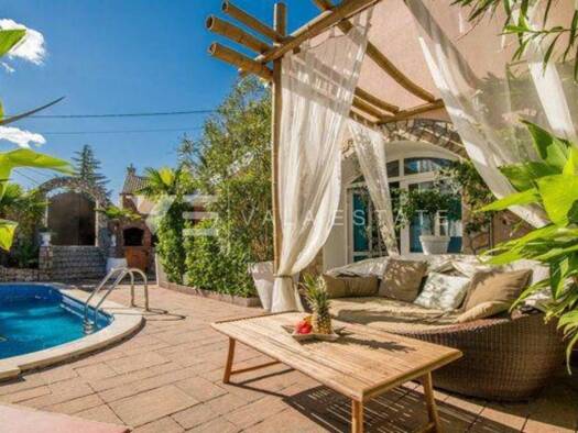 Haus zum Kauf 430.000 € 7 Zimmer 172 m² Dobrinj