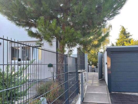 Doppelhaushälfte zum Kauf provisionsfrei 860.000 € 6 Zimmer 189 m² 313 m² Grundstück Hochfeld-Steinberg Schweinfurt 97422