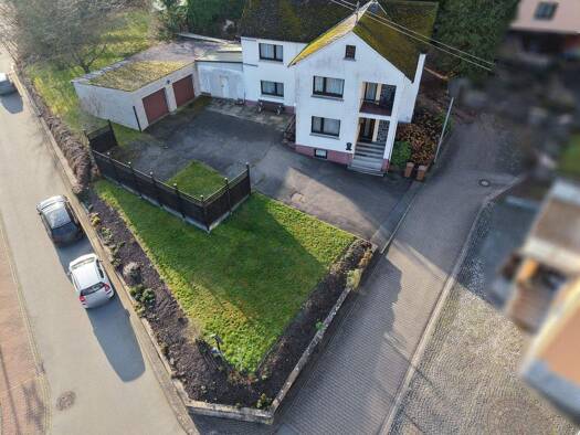 Haus zum Kauf 219.000 € 6 Zimmer 145 m² 758 m² Grundstück Breitenau 56237