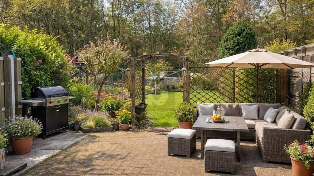 Reihenendhaus zum Kauf 399.000 € 10 Zimmer 223 m² 377 m² Grundstück Hardterbroich Mönchengladbach 41065