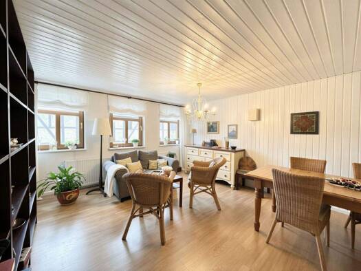 Reihenmittelhaus zum Kauf 99.000 € 2 Zimmer 94 m² 144 m² Grundstück Achterstraße 16 Oebisfelde Oebisfelde-Weferlingen 39646