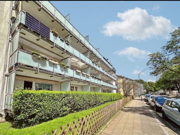 Wohnung zum Kauf provisionsfrei 229.000 € 3,5 Zimmer 92 m² 3. Geschoss Kerckhoffstr. 200 Frohnhausen Stadtbezirk III 45144