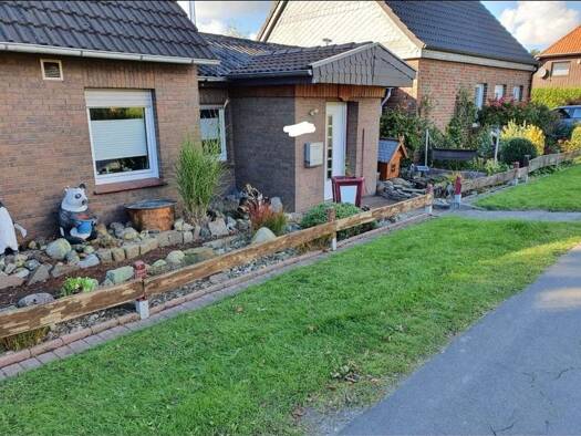 Doppelhaushälfte zum Kauf provisionsfrei 150.000 € 3 Zimmer 69 m² 207 m² Grundstück Neustadtgödens Sande 26452