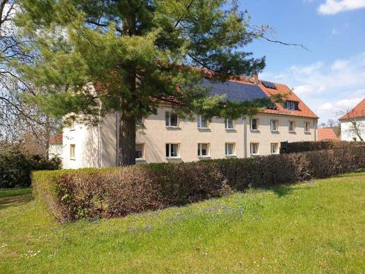 Wohnung zur Miete 290 € 2 Zimmer 43,4 m² frei ab sofort Otto-Buchwitz-Straße 8 Mülsen St Jacob Mülsen 08132