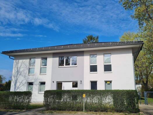 Mehrfamilienhaus zum Kauf als Kapitalanlage geeignet 1.149.000 € 12 Zimmer 302,2 m² 1.500 m² Grundstück Schöneiche bei Berlin 15566