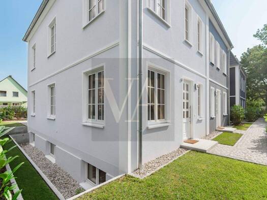 Doppelhaushälfte zur Miete - Erstbezug 3.580 € 7 Zimmer 208 m² 150 m² Grundstück frei ab sofort Geitnerweg 39 Lichterfelde Berlin 12209