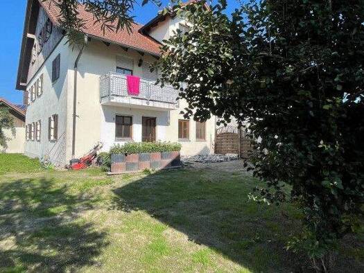 Wohnung zum Kauf 184.000 € 3 Zimmer 80,1 m² frei ab sofort Osterhofen 94486