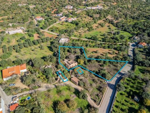 Haus zum Kauf 250.000 € 5 Zimmer 403,8 m² 3.144,8 m² Grundstück Loulé (São Clemente) 8100-335