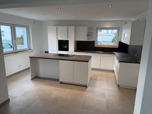 Terrassenwohnung zur Miete 1.550 € 3,5 Zimmer 105 m² Geschoss EG/2 frei ab 01.05.2026 Nieder-Weisel Butzbach 35510