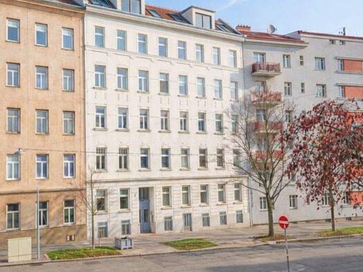 Mehrfamilienhaus zum Kauf als Kapitalanlage geeignet 3.240.000 € 1.170 m² 401 m² Grundstück Klausenburger Straße 24 Wien 1100