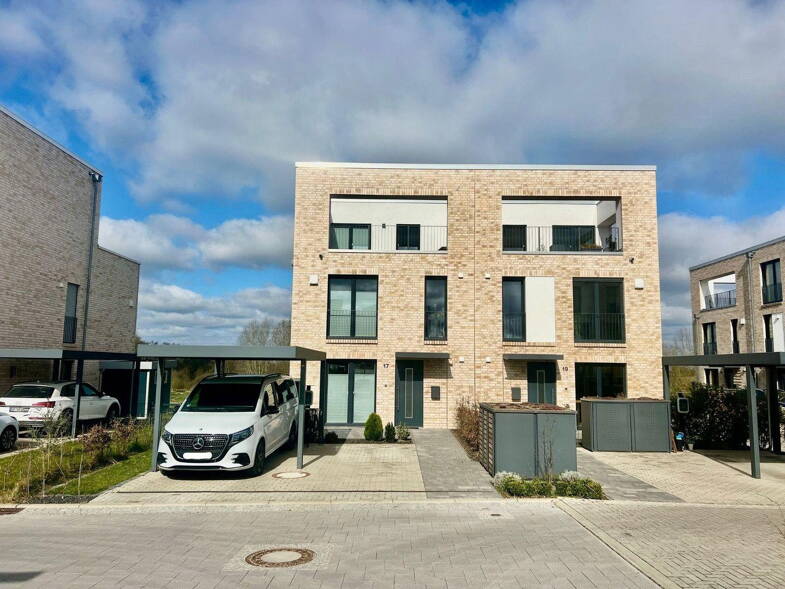Stadthaus zum Kauf provisionsfrei 669.000 € 5 Zimmer 166 m² 266 m² Grundstück frei ab 01.11.2025 Salbeiweg 17 Reislingen Wolfsburg 38446
