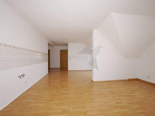 Wohnung zur Miete 450 € 3 Zimmer 82,8 m² 3. Geschoss Innere Zwickauer Straße 52a Niederplanitz Zwickau / Niederplanitz 08062