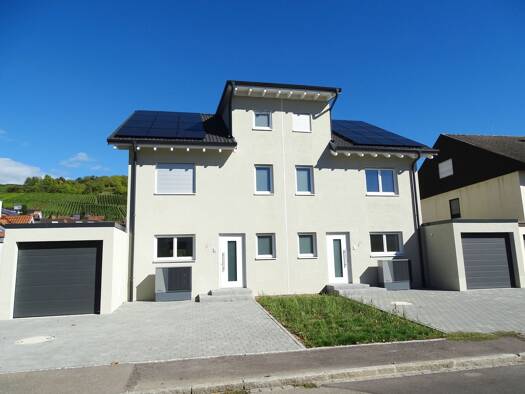 Doppelhaushälfte zum Kauf - Erstbezug provisionsfrei 959.000 € 5 Zimmer 170 m² 300 m² Grundstück Weil am Rhein Weil am Rhein 79576