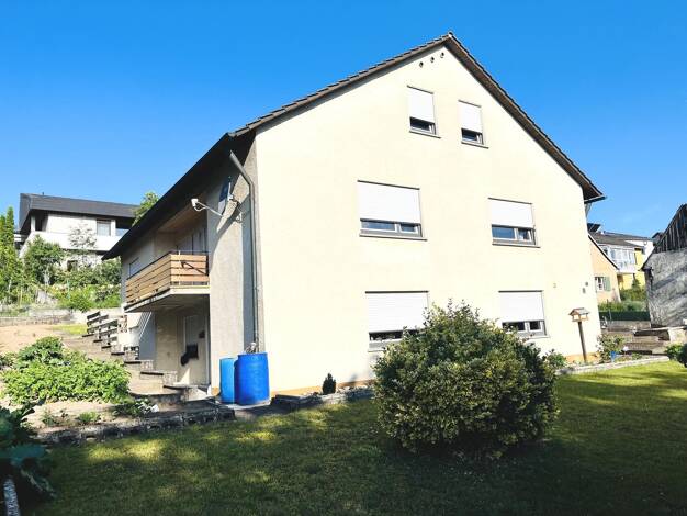 Einfamilienhaus zum Kauf 330.000 € 7 Zimmer 235 m² 949 m² Grundstück Zeil Zeil 97475