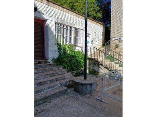 Verkaufsfläche zum Kauf 150.000 € 215 m² Verkaufsfläche >C. del Sil > Becerril de la Sierra 28490