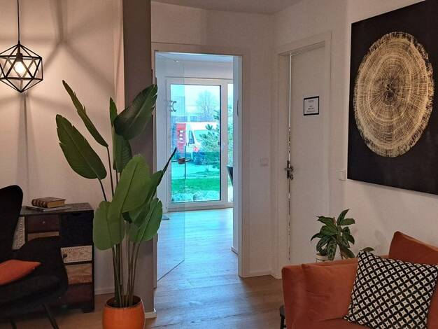 Bürofläche zur Miete provisionsfrei 2.150 € 104,2 m² Bürofläche Georg-Huber-Straße 12 Pöring Zorneding, Ortsteil Pöring 85604