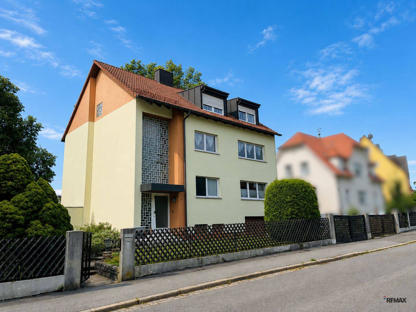 Mehrfamilienhaus zum Kauf - Ansicht 2