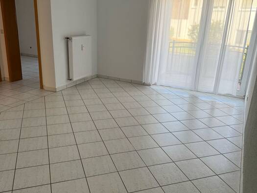 Wohnung zur Miete 700 € 3 Zimmer 68 m² Geschoss 1/2 frei ab sofort Erlenbrunn Pirmasens 66955