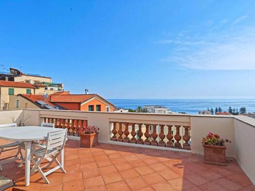 Wohnung zum Kauf 790.000 € 5 Zimmer 270 m² Meerblick Bordighera 18012