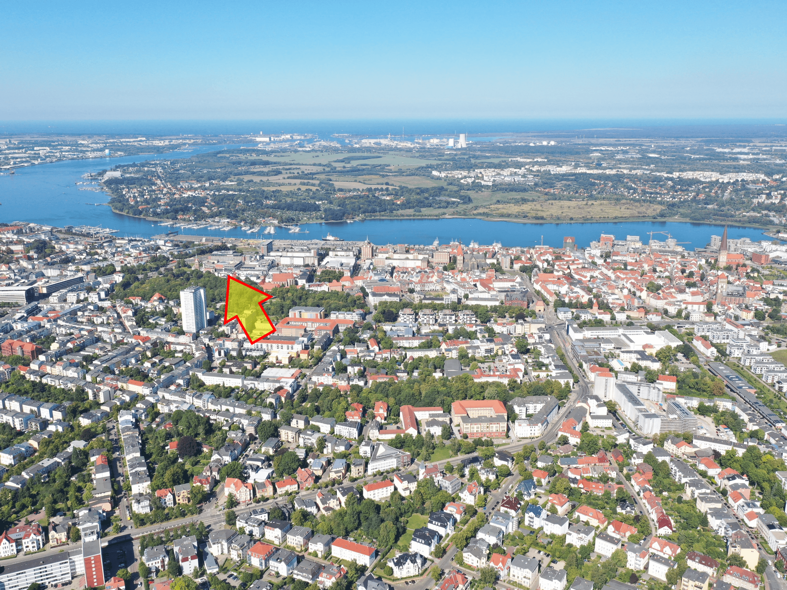 Bürofläche zur Miete 2.215 € 402,8 m²<br/>Bürofläche ab 103 m²<br/>Teilbarkeit Stadtmitte Rostock 18055