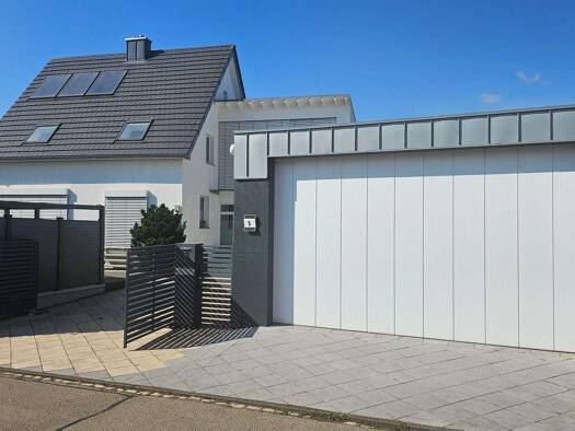 Einfamilienhaus zum Kauf 919.000 € 5 Zimmer 200 m² 570 m² Grundstück frei ab sofort Schweich 54338