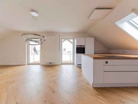 Wohnung zur Miete 1.190 € 4 Zimmer 107,2 m² 2. Geschoss Wolfersdorf 85395