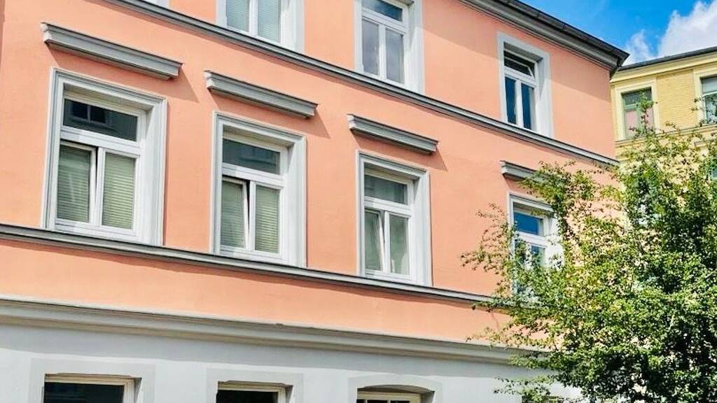 Haus zum Kauf als Kapitalanlage geeignet 650.000 € 17 Zimmer 302 m² 393 m² Grundstück Große Wasserstraße 1 Feldstadt Schwerin 19053