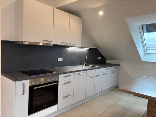 Wohnung zur Miete 770 € 2 Zimmer 70 m² Geschoss 1/1 frei ab sofort Oberarnbach Berg im Gau 86562