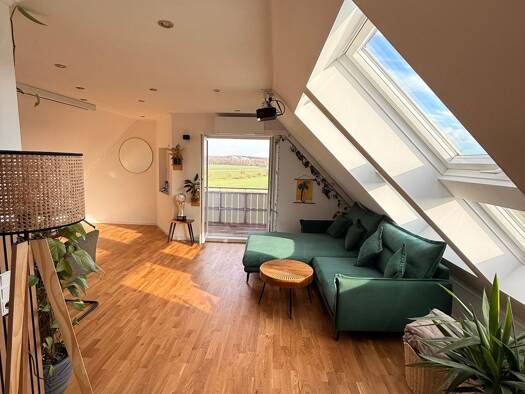 Wohnung zur Miete 1.175 € 3 Zimmer 94 m² Geschoss 2/2 frei ab 01.06.2026 Cadolzburg 90556