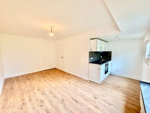 Wohnung zur Miete 540 € 1 Zimmer 32,7 m² frei ab 01.11.2026 Sebastianstr. 93 a Niehl Köln 50735