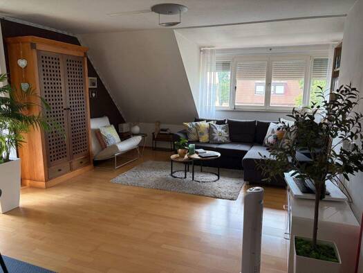 Maisonette zur Miete 830 € 2 Zimmer 76 m² 2. Geschoss frei ab 01.09.2026 Rodinger Straße 17 Zerzabelshof Nürnberg 90480