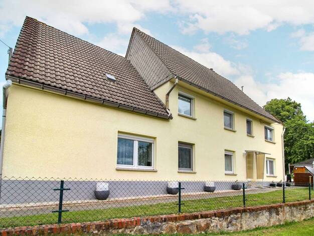 Einfamilienhaus zum Kauf 135.000 € 8 Zimmer 202,7 m² 1.017,1 m² Grundstück Göhren Wechselburg 09306