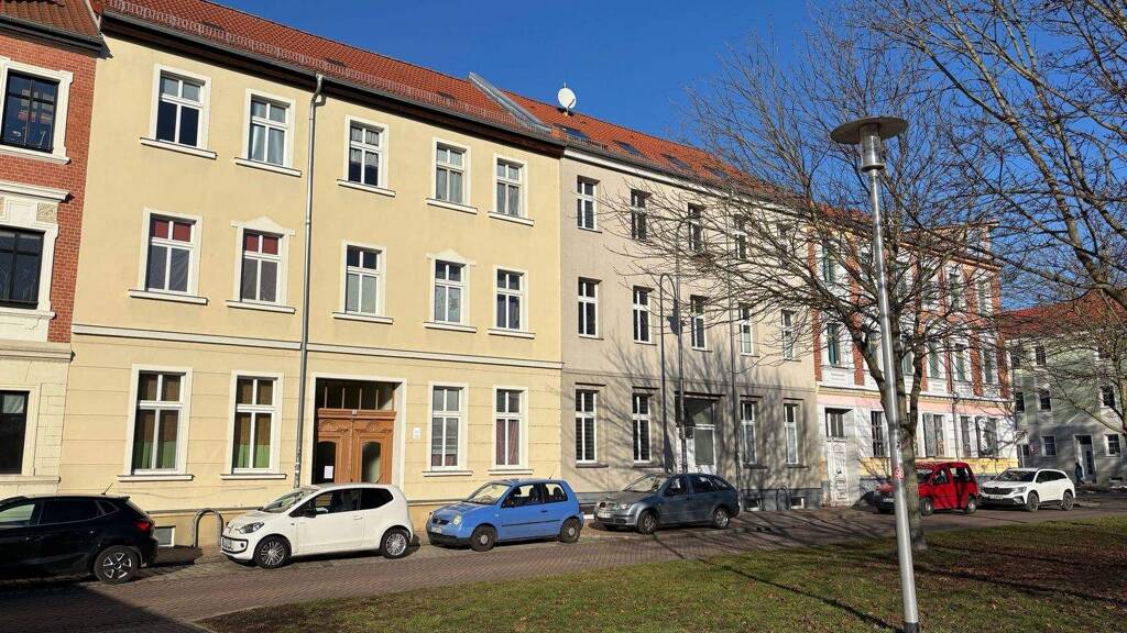 Haus zum Kauf 288.000 € 12 Zimmer 235 m² 400 m² Grundstück Innenstadt Dessau-Roßlau 06844