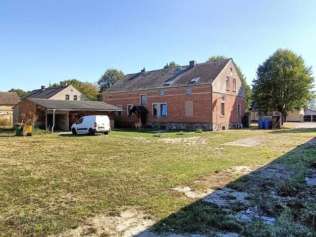Mehrfamilienhaus zum Kauf provisionsfrei 500.000 € 8 Zimmer 255 m² 2.032 m² Grundstück Dierberg Rheinsberg 16835