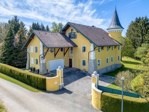 Haus zum Kauf 1.230.000 € 6 Zimmer 318 m² 2.305 m² Grundstück Moosdorf 5141