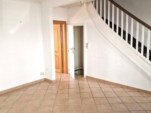 Haus zum Kauf 329.000 € 5 Zimmer 130 m² 141 m² Grundstück frei ab sofort Barmen Wuppertal 42277