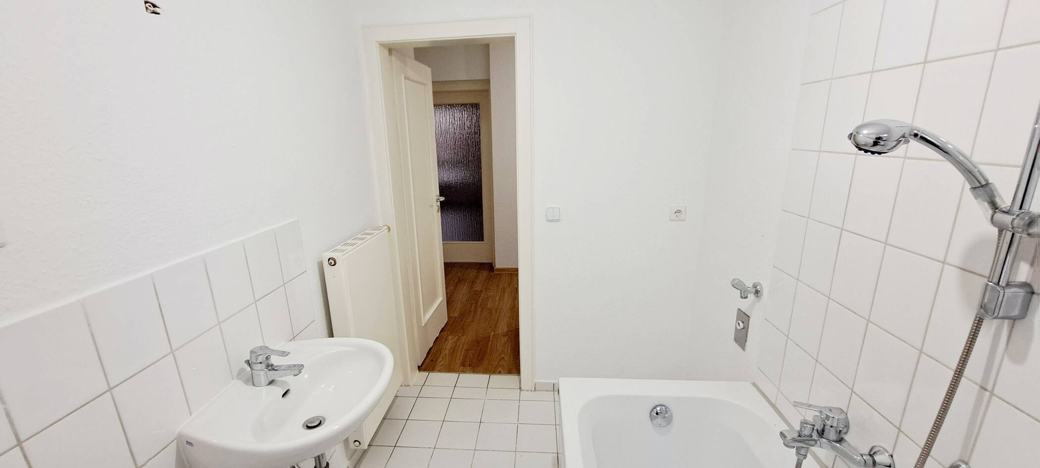 freundlich geschnittene, zentral gelegene 2- Zimmer Wohnung in Chemnitz – Zschopauer Straße 123, 9126 Chemnitz – Vorschaubild 8