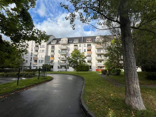 Wohnung zur Miete 270 € 2 Zimmer 53,7 m² 4. Geschoss frei ab sofort Straße der Nationen 92 Zentrum Zentrum 09111