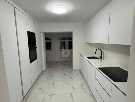 Einfamilienhaus zur Miete 2.500 € 7 Zimmer 200 m² 30 m² Grundstück Klosterneuburg 3400