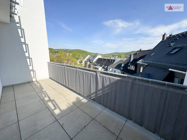 Wohnung zur Miete 752 € 3 Zimmer 107,4 m² 4. Geschoss Goethestraße 4 Aue 08280