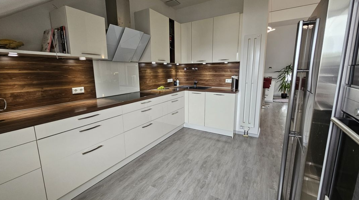 Wohnung zur Miete 475 € 3 Zimmer 114 m²<br/>Wohnfläche Trajanstraße Oberstadt Mainz 55131