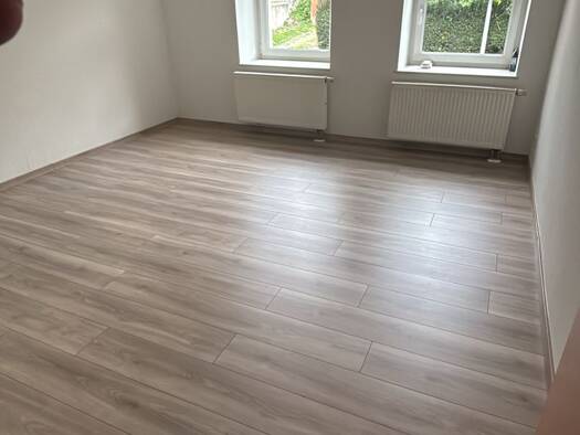 Wohnung zur Miete 376 € 3 Zimmer 57,9 m² frei ab sofort Meißen Meißen 01662