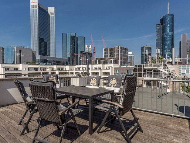 WG-Zimmer zur Miete Wohnen auf Zeit 500 € 11 m² Dachgeschoss, 6. Geschoss frei ab 15.08.2025 Elbestraße 00 6.OG Bahnhofsviertel Frankfurt am Main 60329
