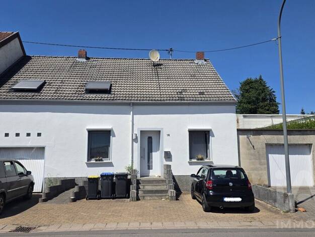 Einfamilienhaus zum Kauf 249.000 € 8 Zimmer 160 m² 1.172 m² Grundstück Nunkirchen Wadern 66687
