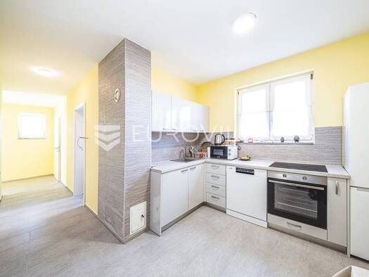 Haus zum Kauf 260.000 € 2 Zimmer 200 m² Prudnice Brdovec